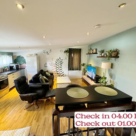 Guesthouse In Tromso Center By Dada מראה חיצוני תמונה