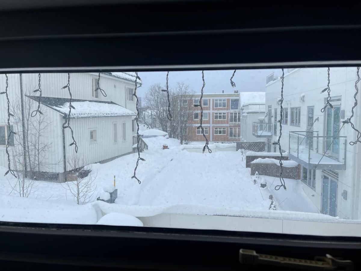 Guesthouse In Tromso Center By Dada מראה חיצוני תמונה